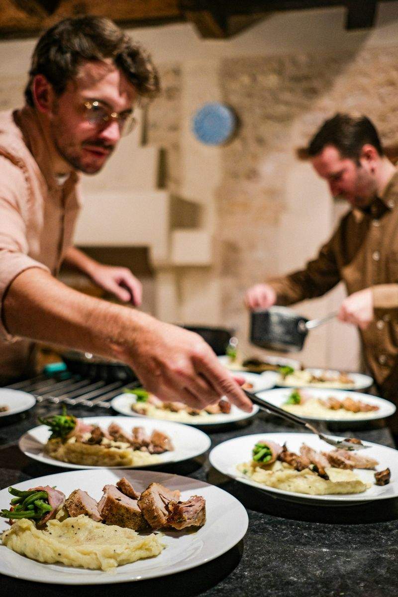 和食の技と心を、東京で本格的に学ぶ。